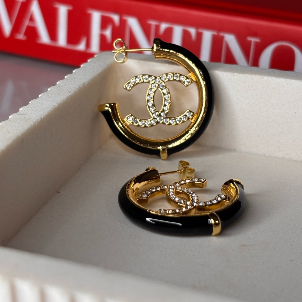 Luxury Elegant Gold and Black Earrings